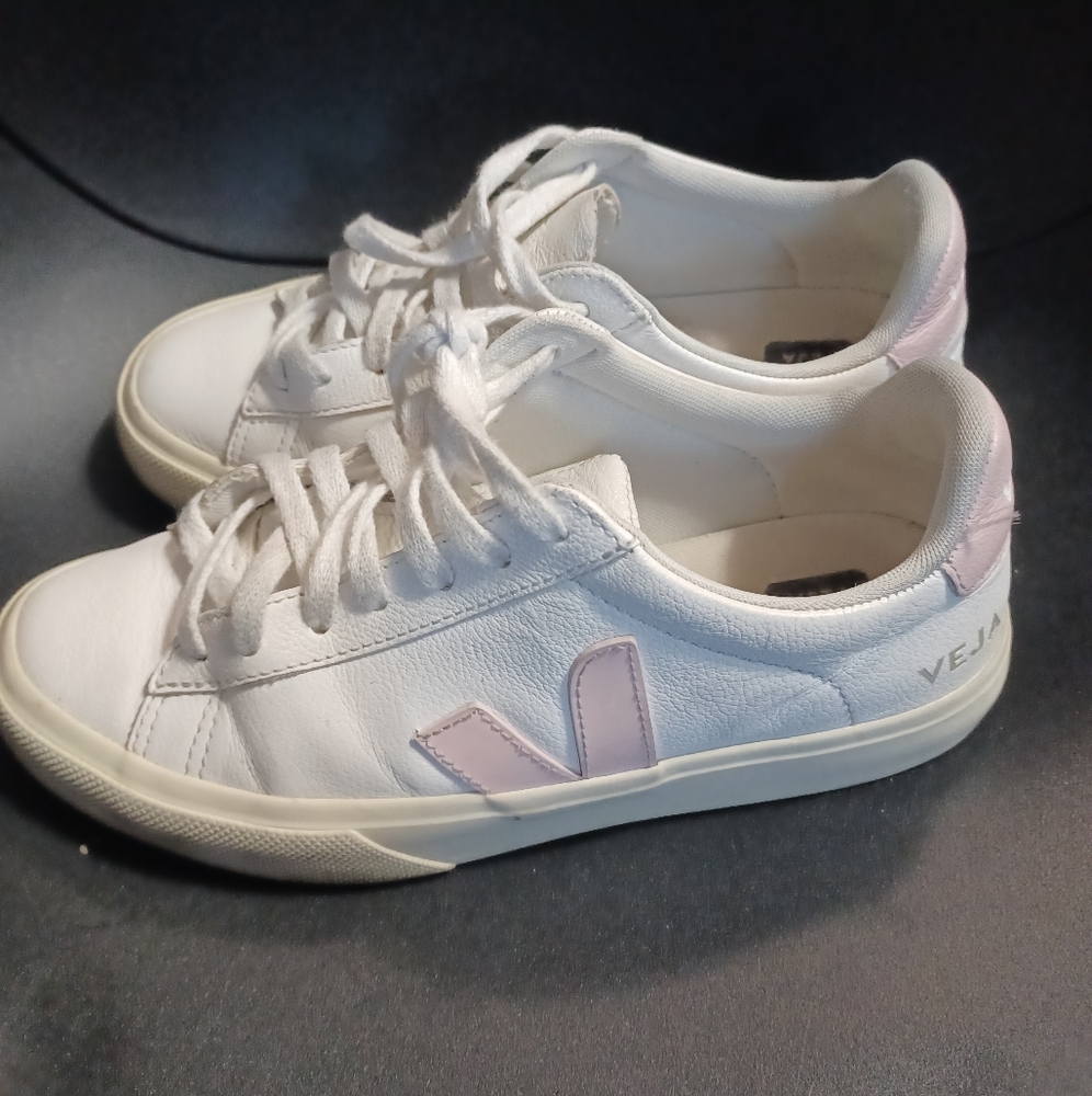 Veja Women's White and Pink Sneakers